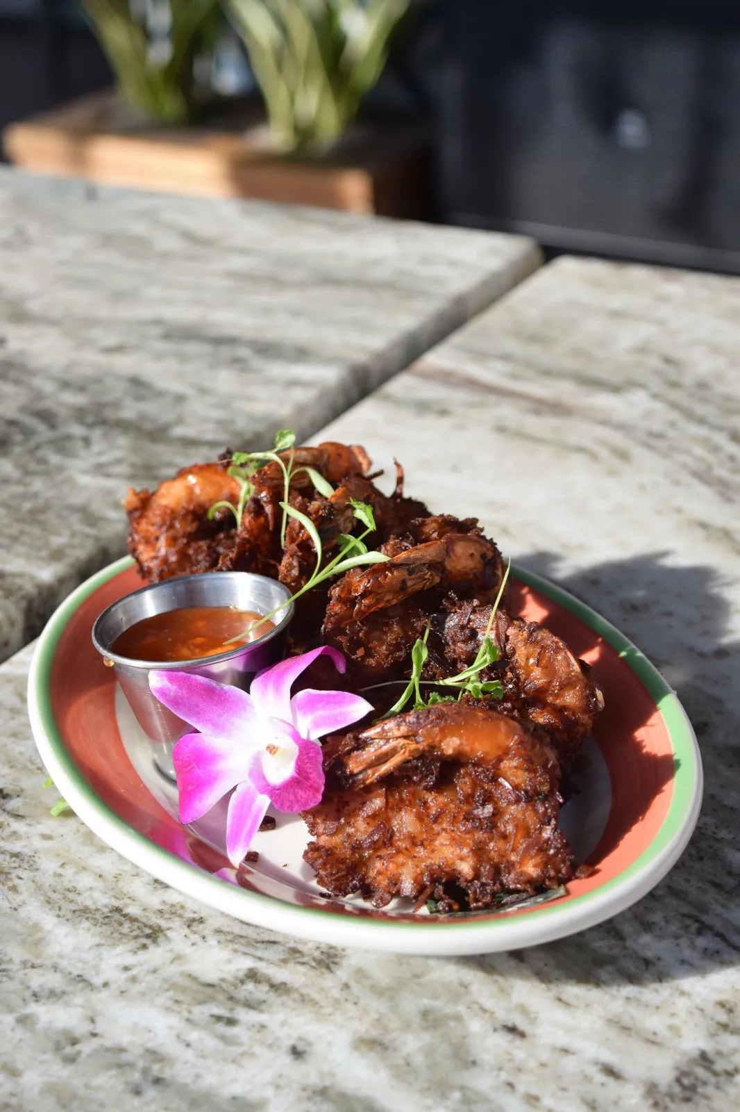 Coconut shrimp with dipping sauce